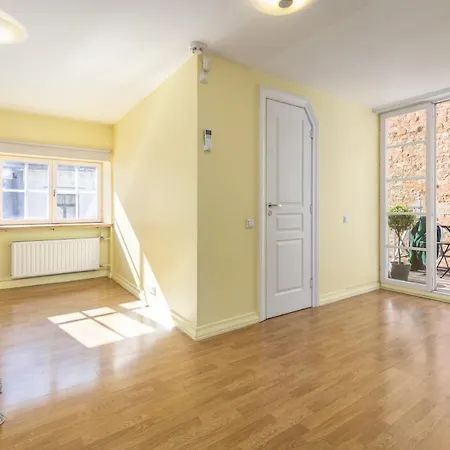 3 Storey W/terrace Dzīvoklis